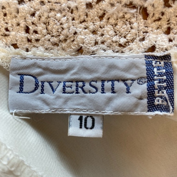 Vintage Satin and Lace Prairie-Style Cream Blouse - Picture 6 of 6